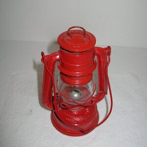 Vintage Wingedwheel No. 350 Red Kerosene Oil Lantern  7.5"T NEW F